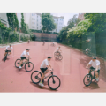 Inspiration zu deinem VanMoof auf der VanMoof Presskits Seite!